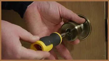 City Locksmith Shop Little Rock, AR 501-365-1153 - 15-unlock-door